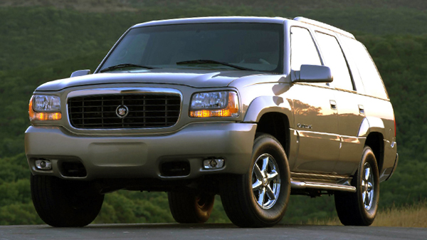Cadillac Escalade 1 (1999-2000)