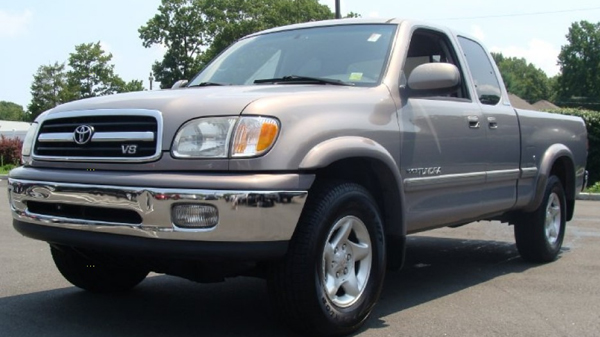Toyota Tundra 1 (2000-2003)